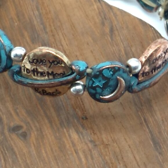Love You To The Moon & Back Celestial Stretch Disc Bracelet - Picture 3 of 16